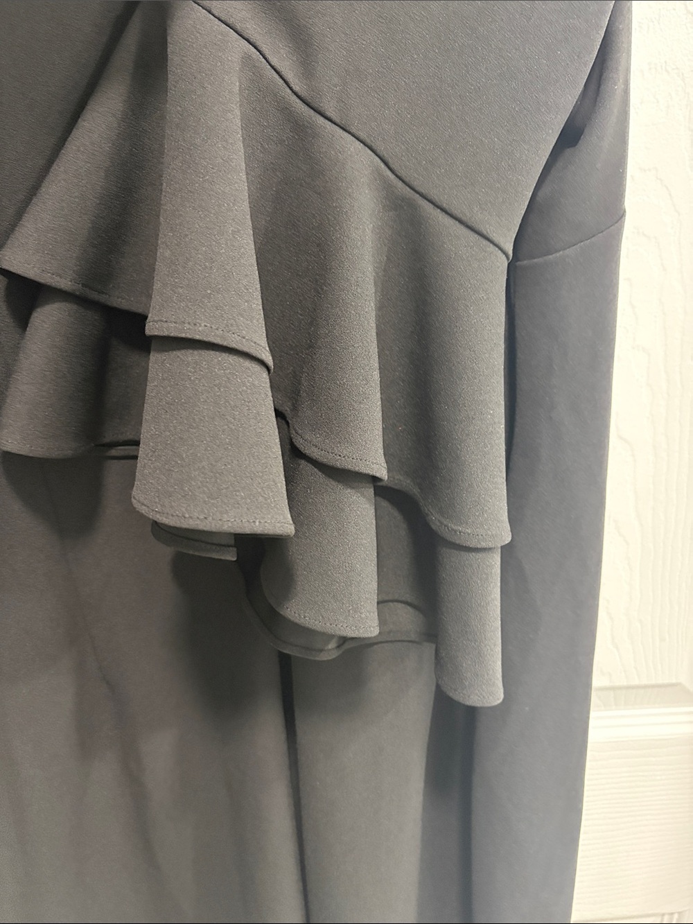Calvin Klein Black Tiered Ruffle Sleeve Shift Dress - Picture 4 of 4